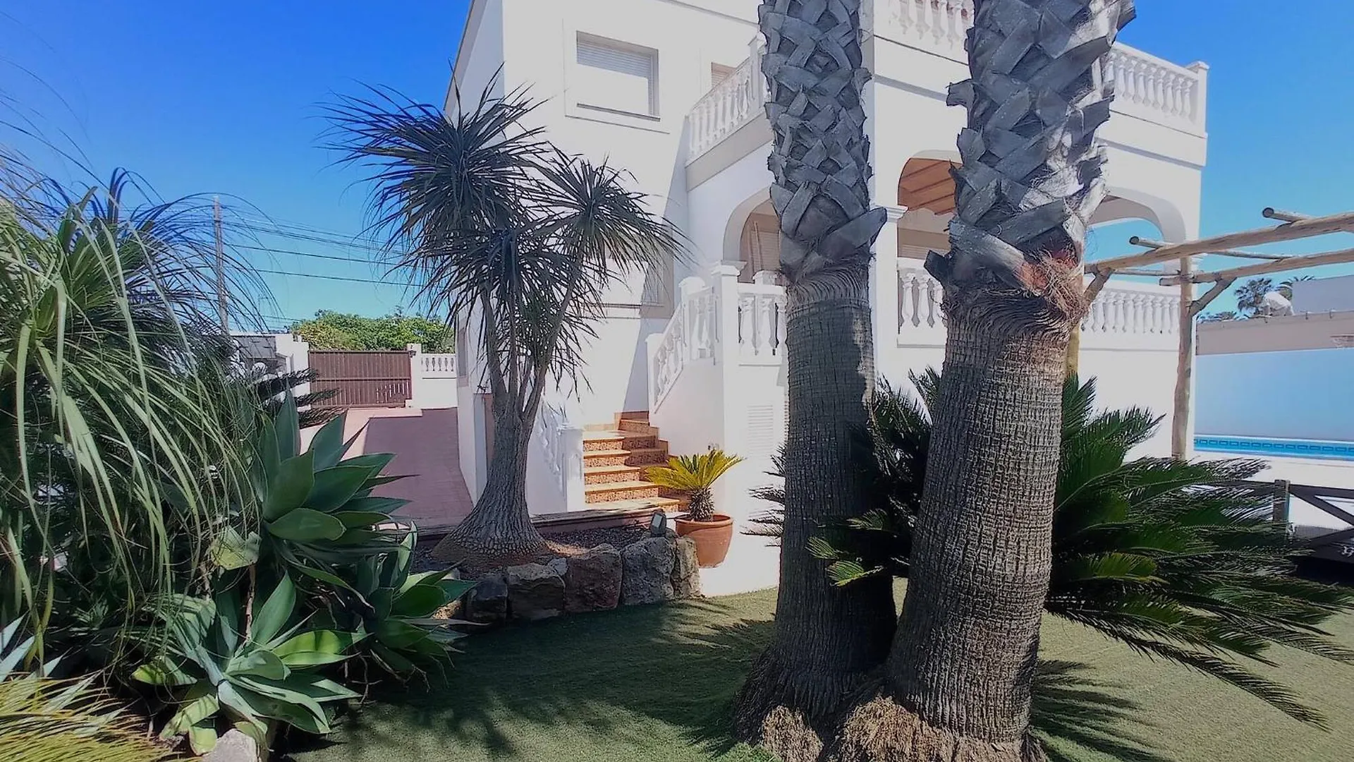Inibiza Villas - Villa Juncos Can Furnet 0*,